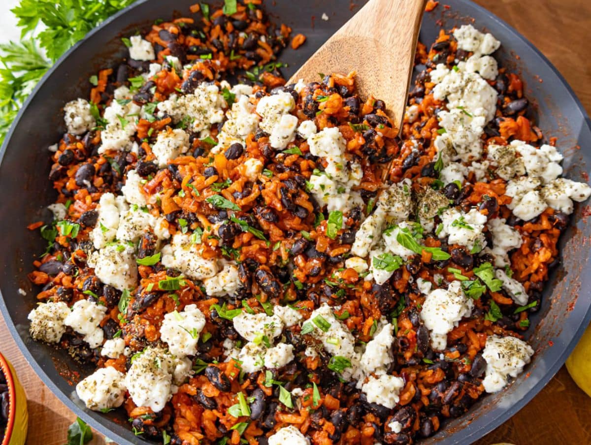 Easy 30-Minute Black Beans and Rice for Weeknights